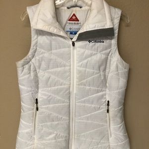 Columbia Omni Shield Puffy Vest, white, Size M